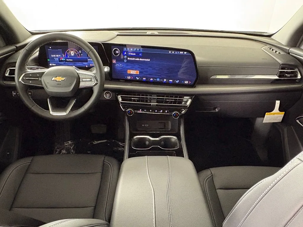 New 2026 Summit White Chevrolet LT image 47