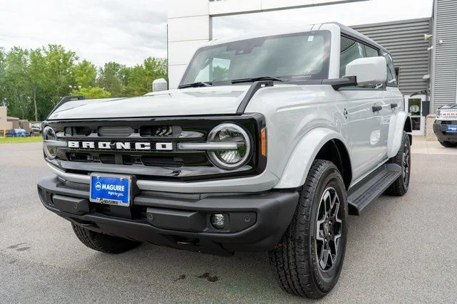 New 2026 Avalanche Gray Ford Outer Banks® image 2