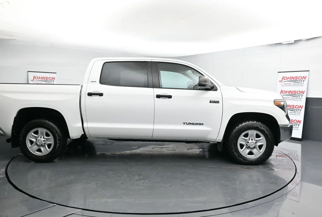 Used 2021 White Toyota SR5 image 8