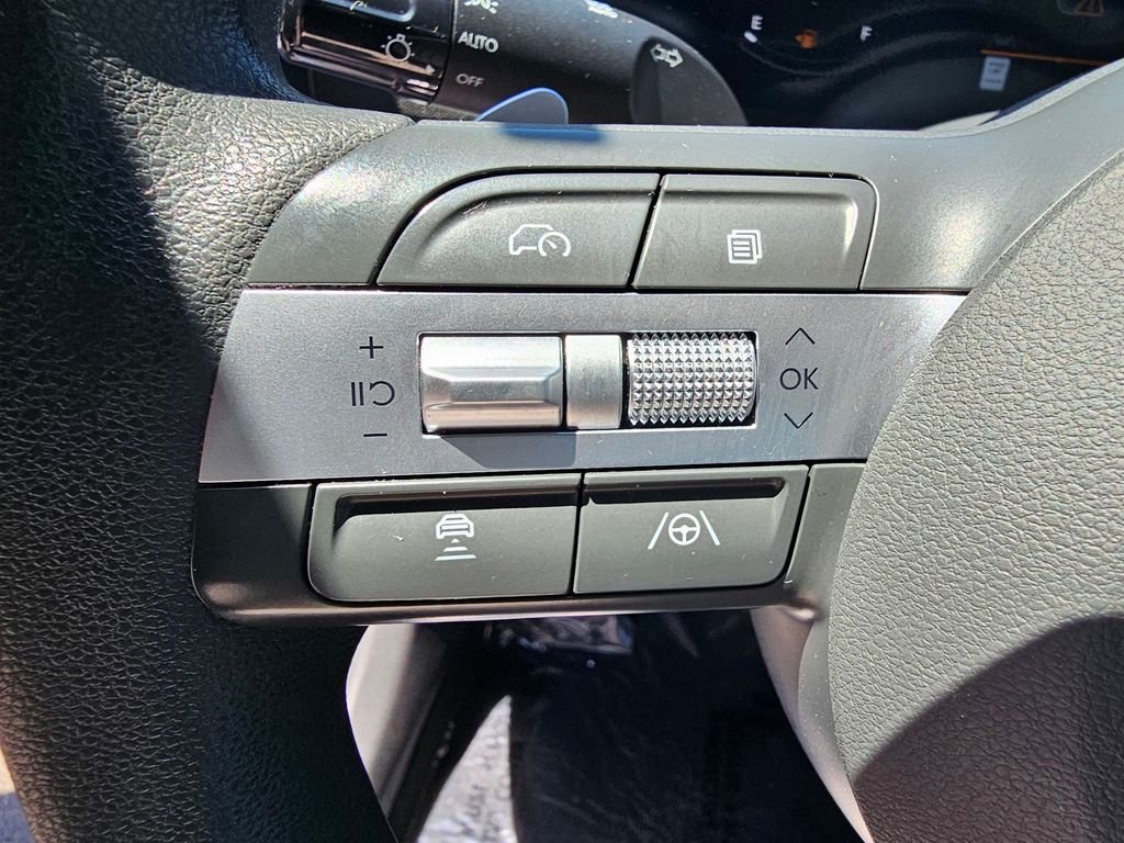 2025 Hyundai Sonata SEL - Photo 25