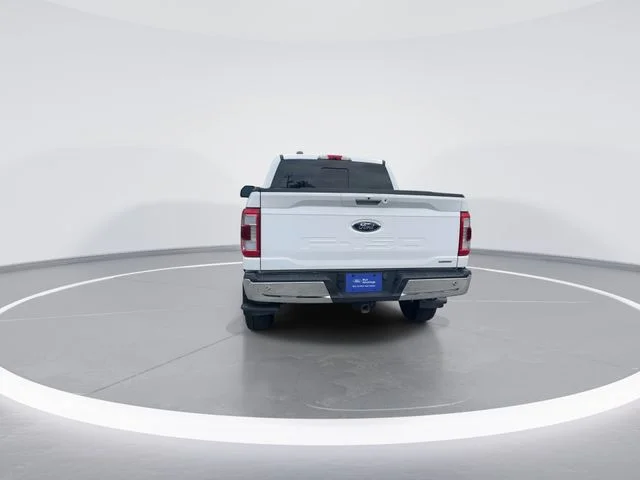 Used 2022 White Ford Lariat image 6