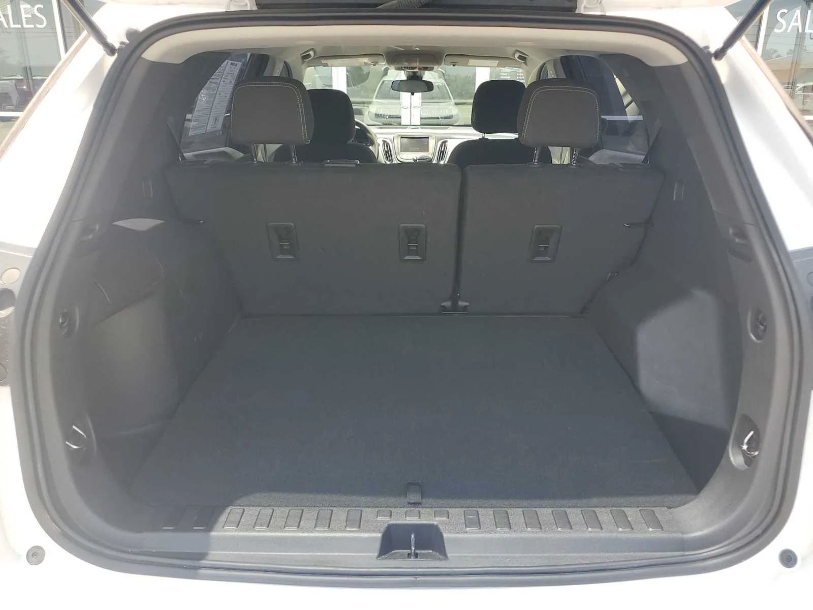 Used 2024 Summit White Chevrolet LS image 6
