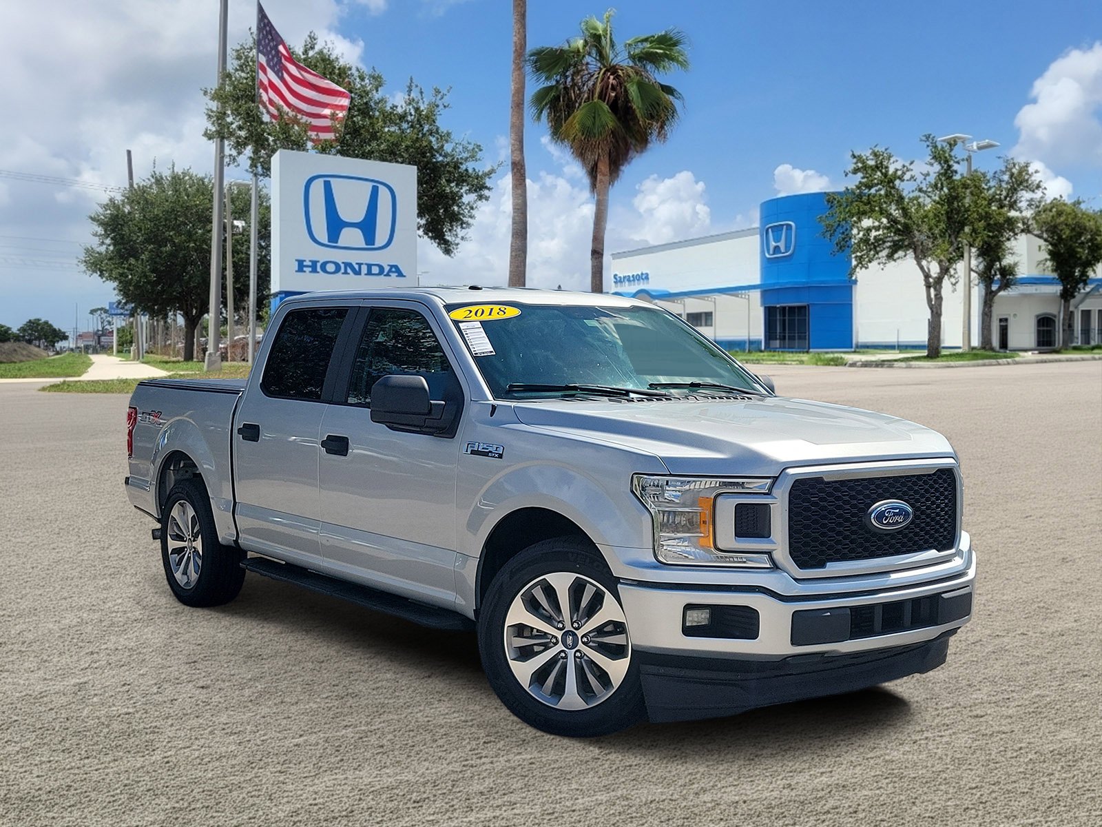 Used 2018 Ingot Silver Ford XL image 1