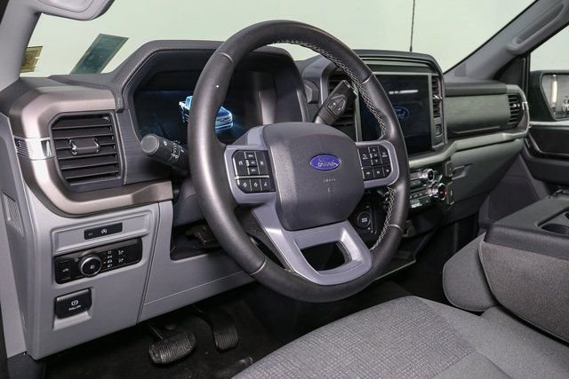 Used 2025 White Ford XLT image 18