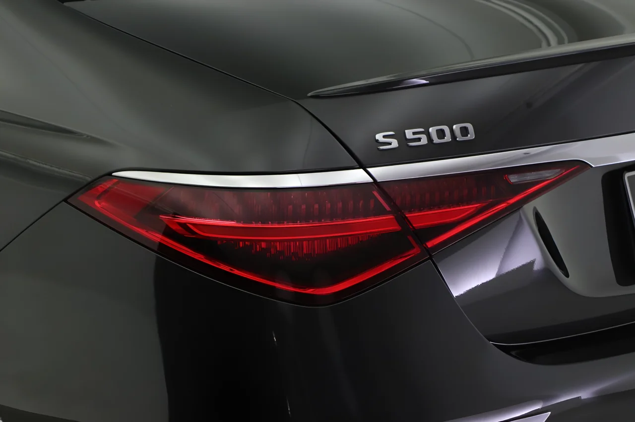 Certified Used 2023 Gray Mercedes-Benz S 500 4MATIC® AMG® Line image 18