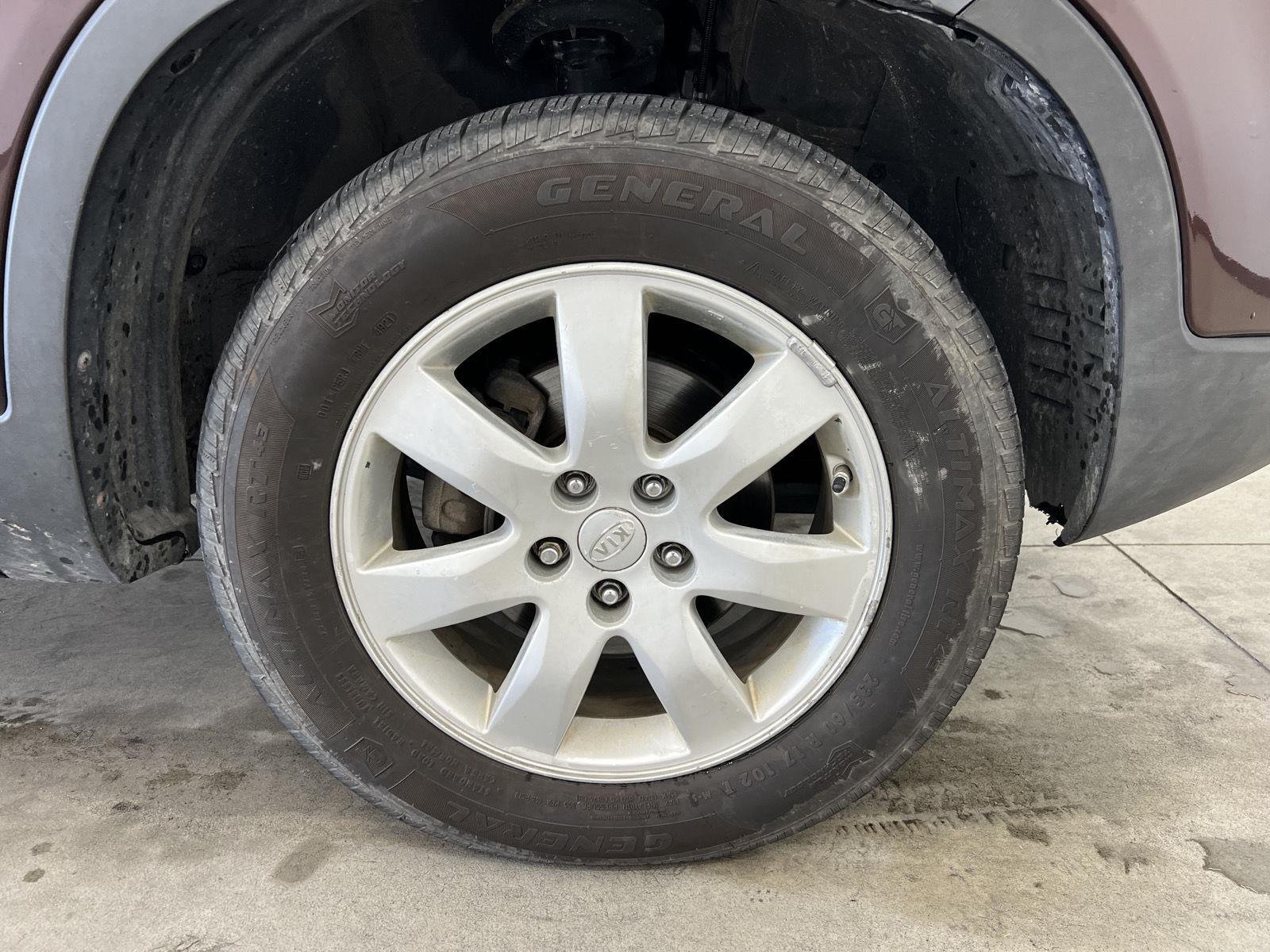 2011 Kia Sorento LX - Photo 8