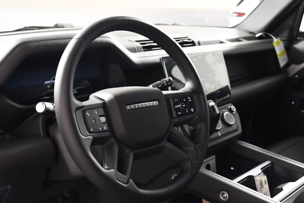 New 2026 Borasco Grey Land Rover X-Dynamic SE image 13