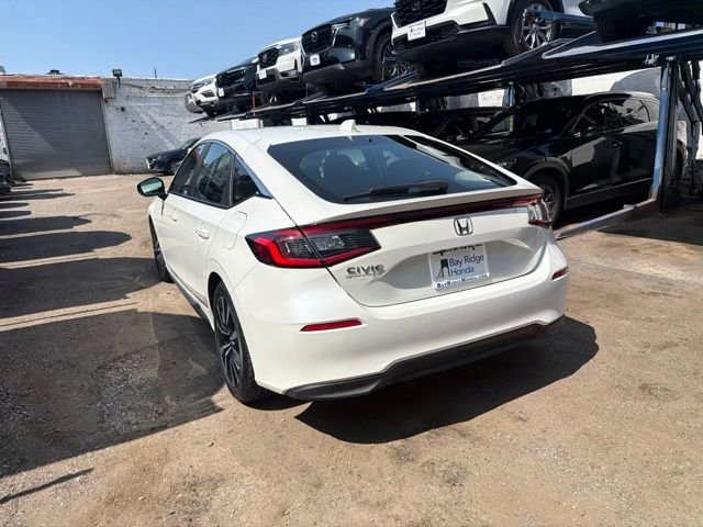 Used 2023 White Honda EX-L image 6
