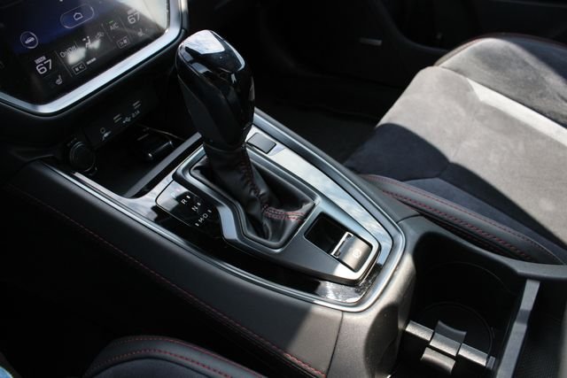 Used 2022 Orange Subaru GT image 18