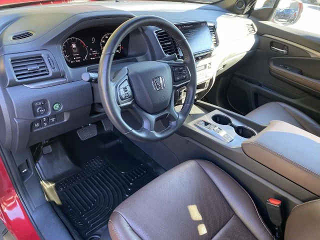 Certified Used 2025 Radiant Red Metallic II Honda RTL image 15