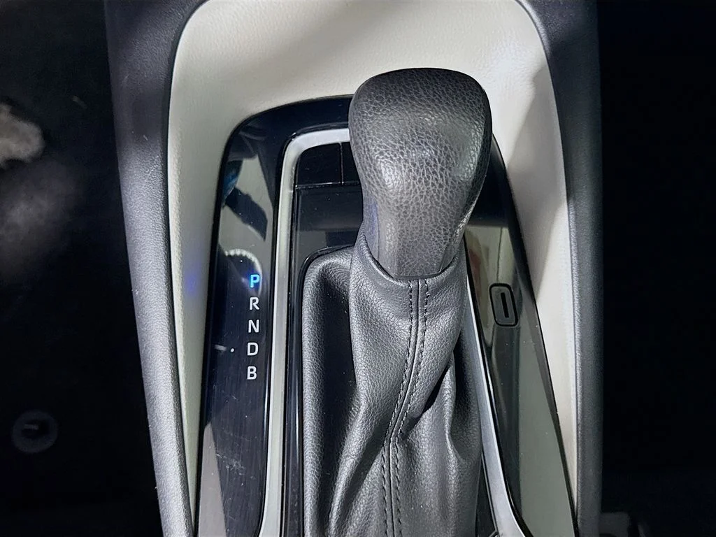 Used 2022 Blueprint Toyota LE image 17