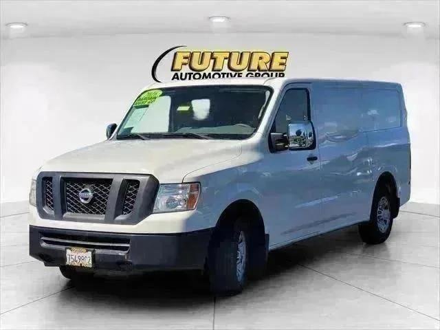 Used 2016 White Nissan S image 3