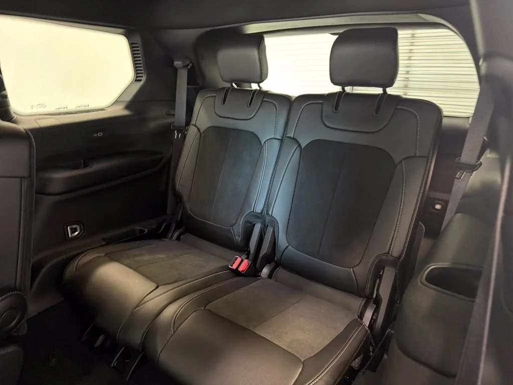 Used 2025 Black Jeep Altitude X image 14