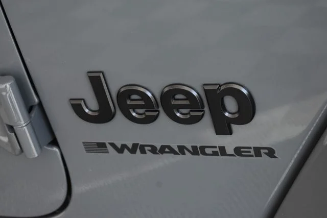 New 2026 Anvil Clear-Coat Exterior Paint Jeep Sahara image 13
