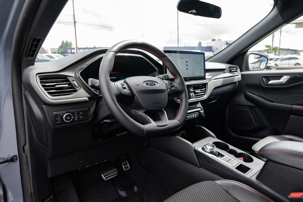 Used 2024 Vapor Blue Ford ST-Line Select image 24