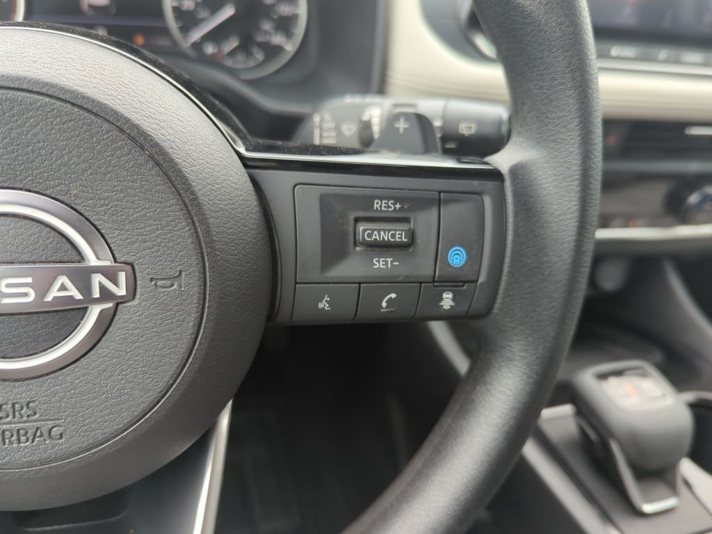 Used 2023 White Nissan SV image 24