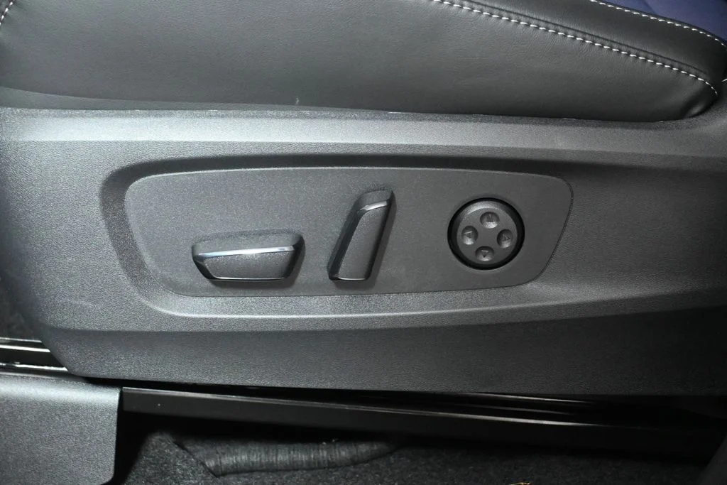 Certified Used 2026 Gray INFINITI SPORT image 26