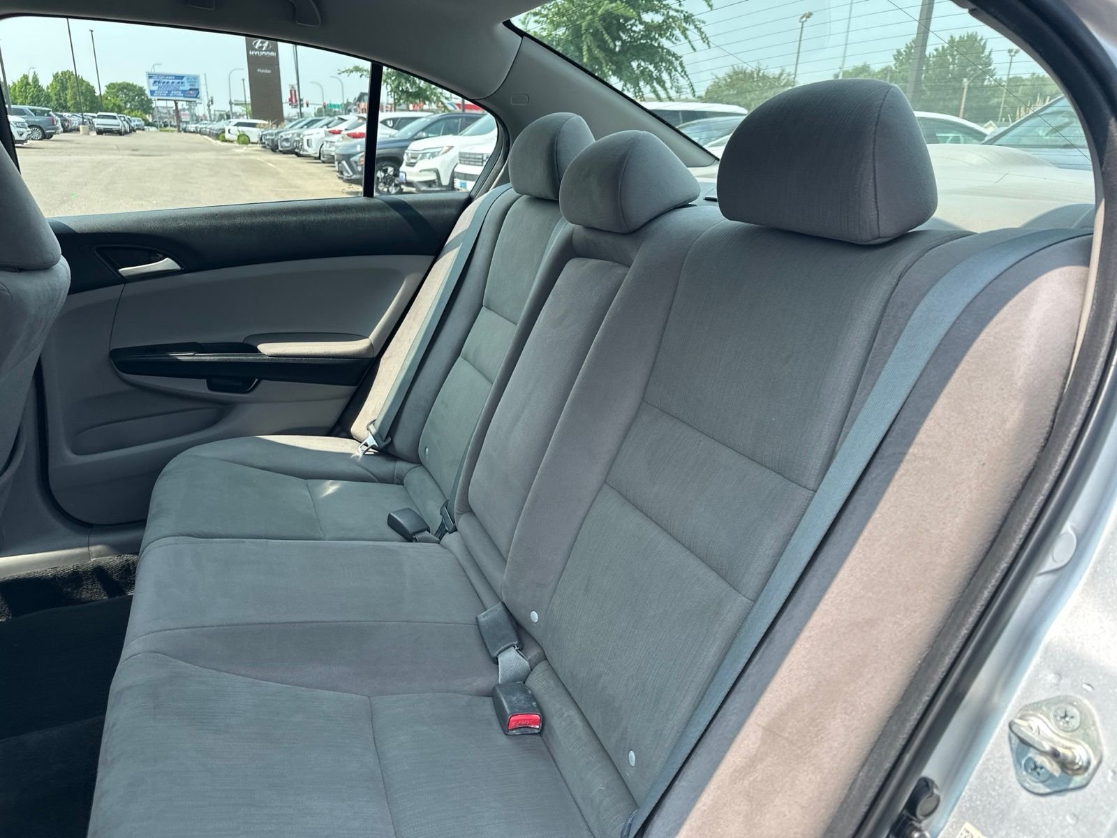 Used 2012 Silver Honda LX image 19