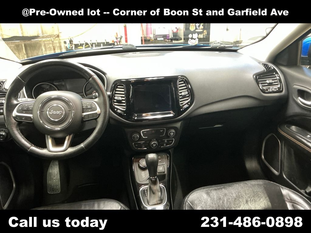 Used 2018 Blue Jeep Limited image 18