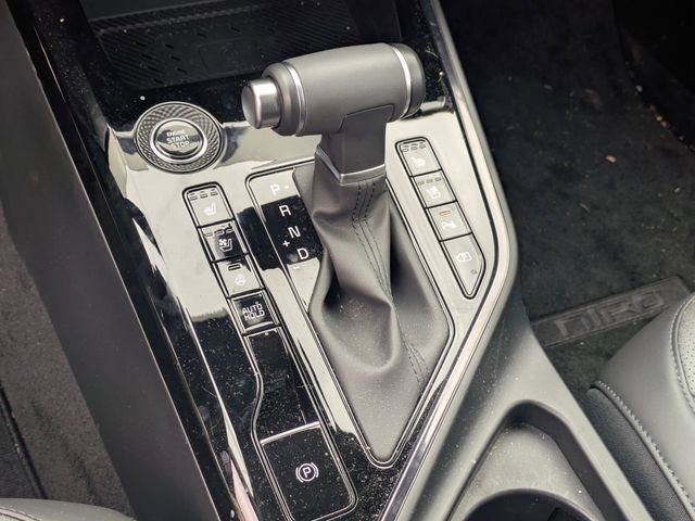 2025 Kia Niro SX Touring - Photo 24