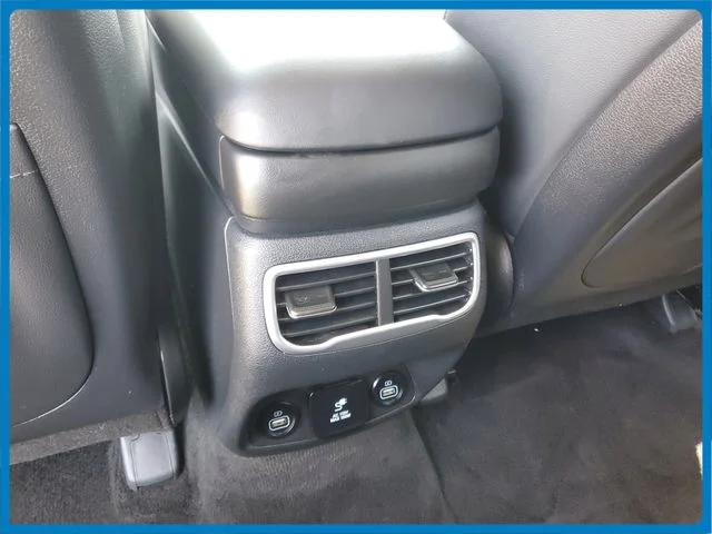 Used 2023 Black Hyundai Limited image 13