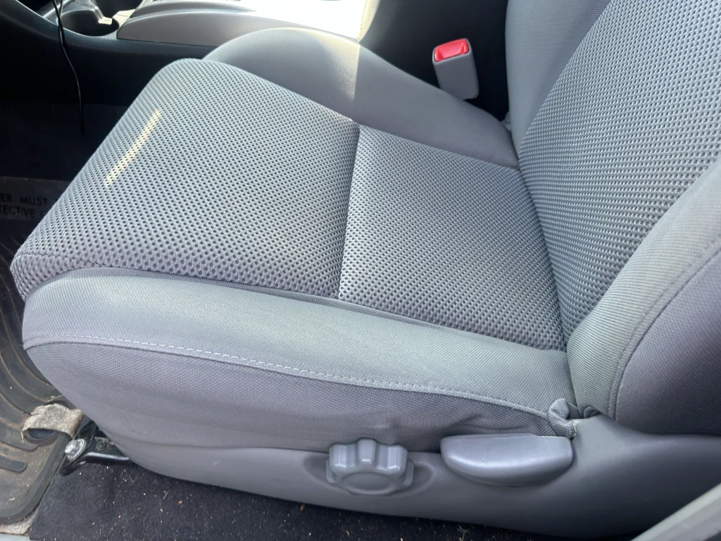 Used 2015 Silver Sky Metallic Toyota Base V6 (A5) image 5