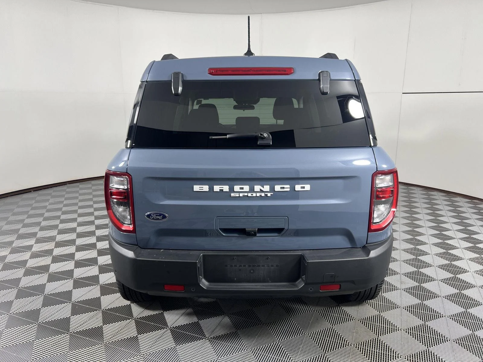 Used 2024 Azure Gray Metallic Tri-Coat Ford Big Bend image 9
