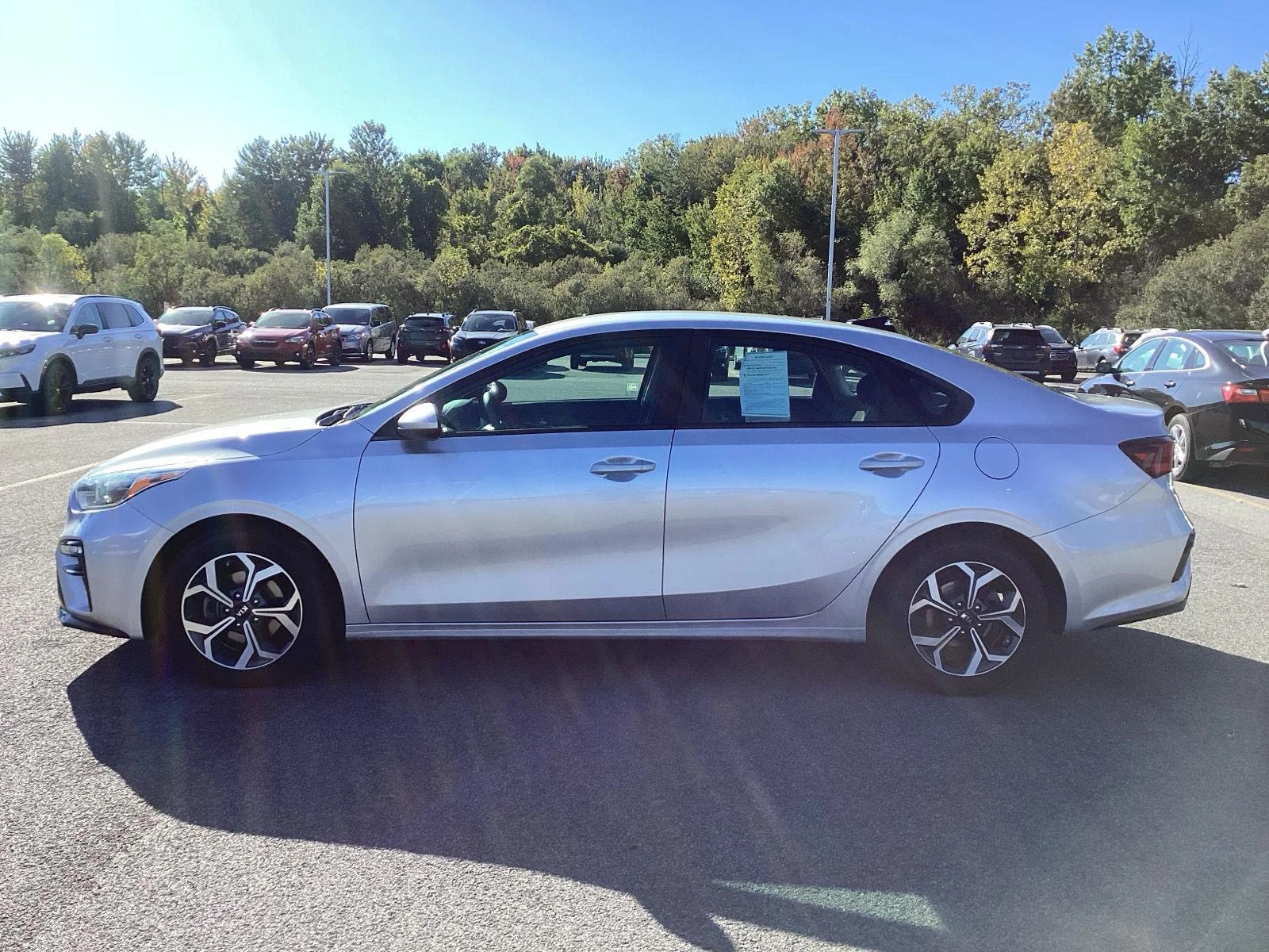 Used 2020 Silky Silver Kia LXS image 4