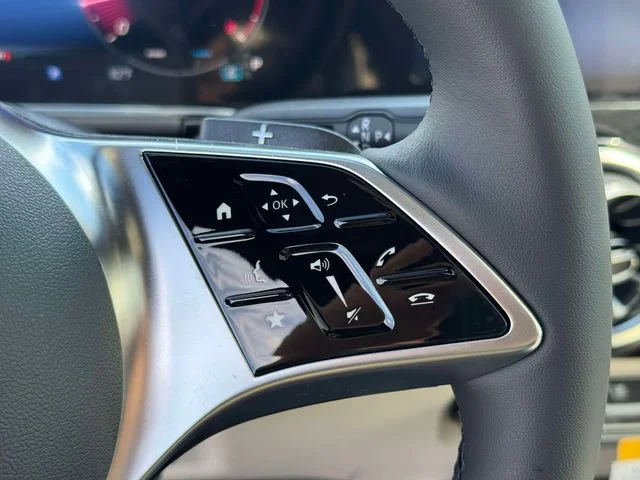 New 2026 Polar White Mercedes-Benz GLA 250 image 22