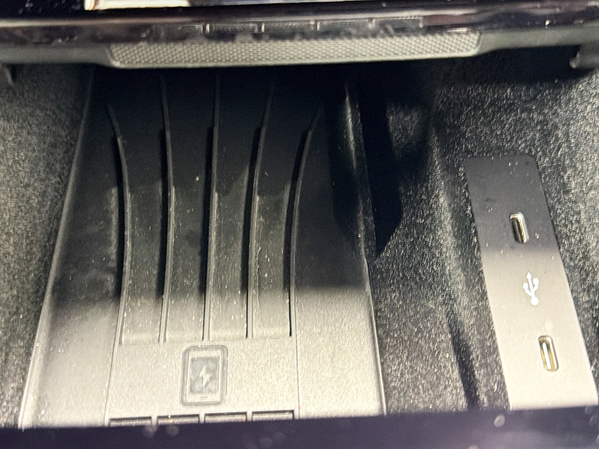 Certified Used 2024 Chalk Porsche  image 28