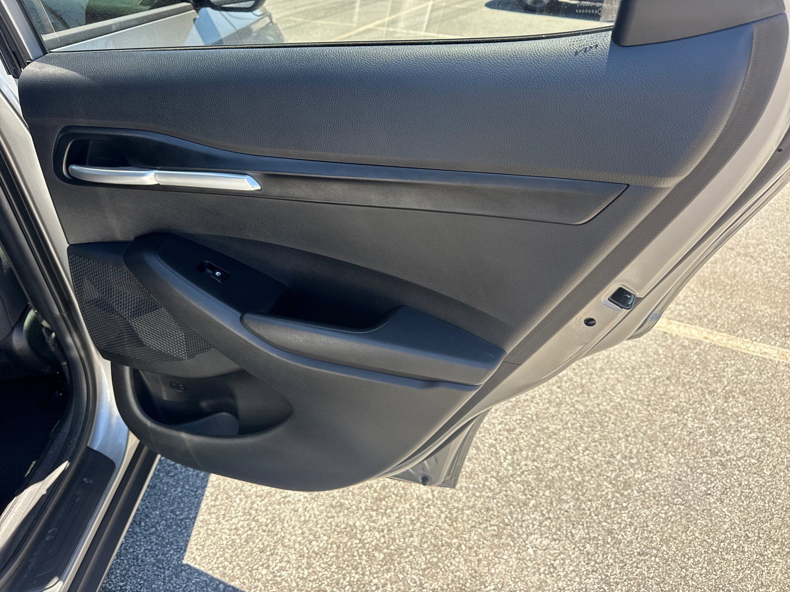 Used 2025 Steel Gray Kia LX image 16