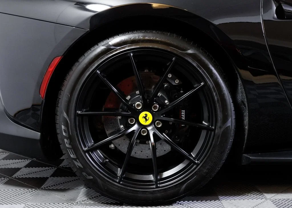 Certified Used 2021 Nero Ferrari Base image 11