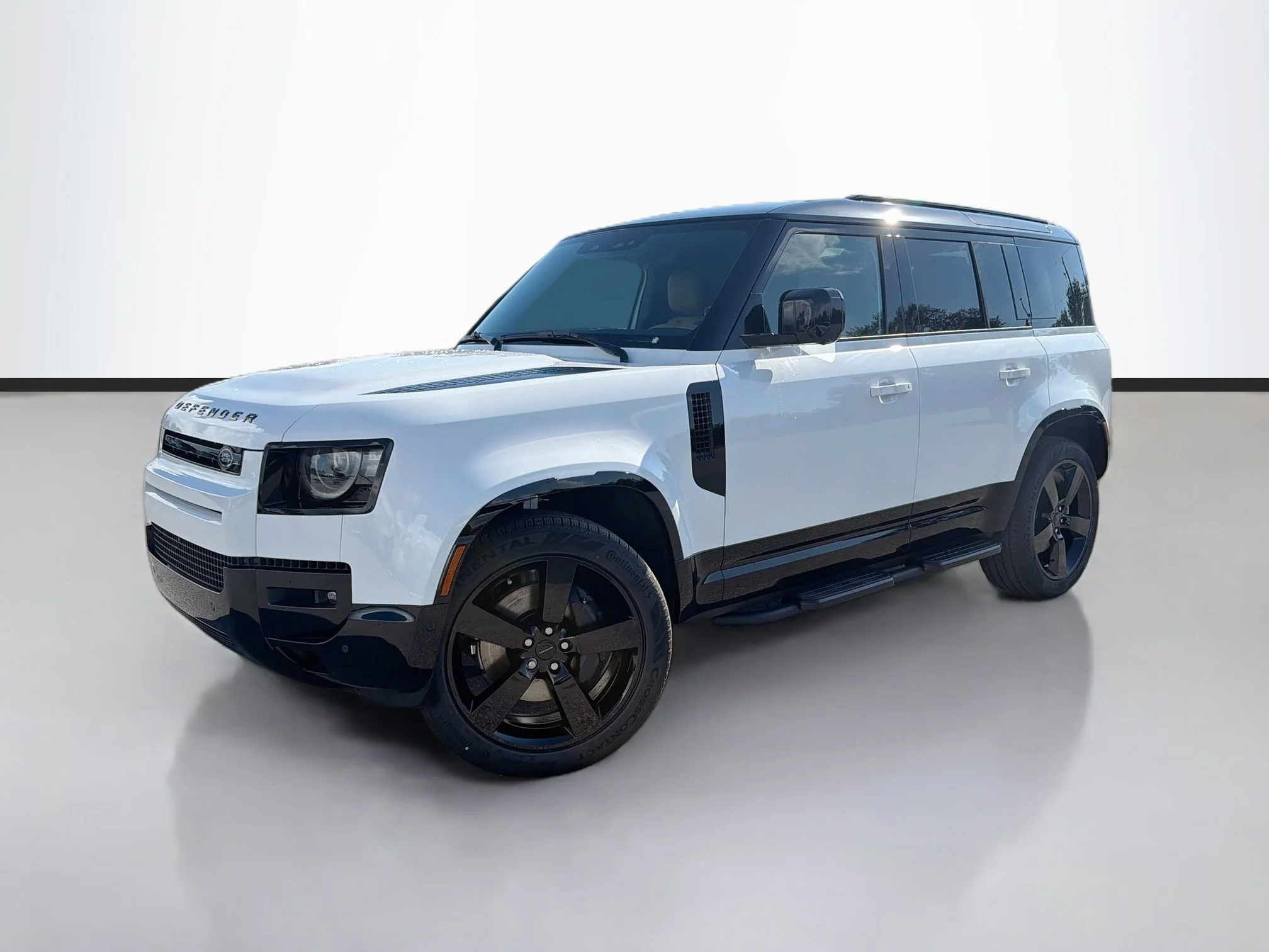 MN0611★EPIC NEW LAND ROVER DEFENDER 写真集 Defender 110 | Land Rover Sarasota