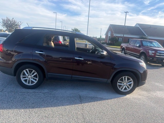 Used 2014 Purple Kia LX image 7