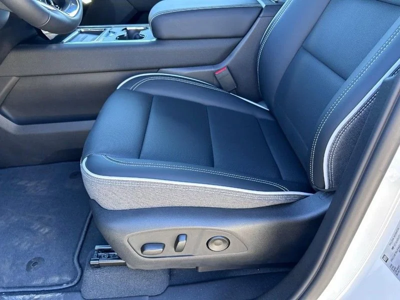 2026 GMC Sierra EV Elevation - Photo 17