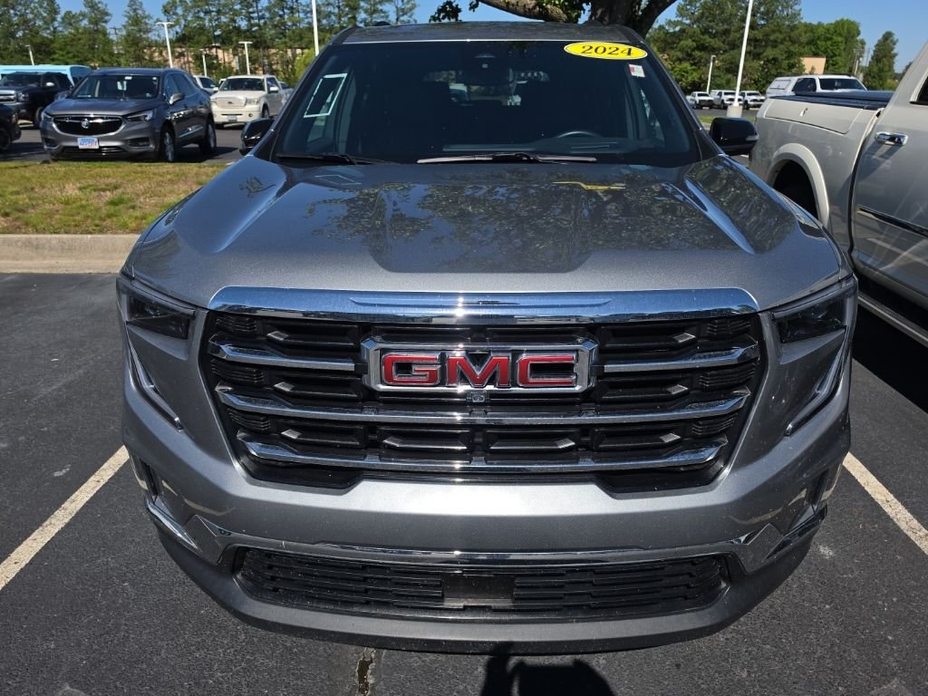 Used 2024 Silver GMC Elevation image 6