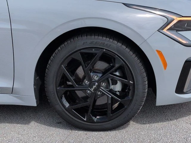 Certified Used 2026 Wolf Gray Kia GT-Line image 11