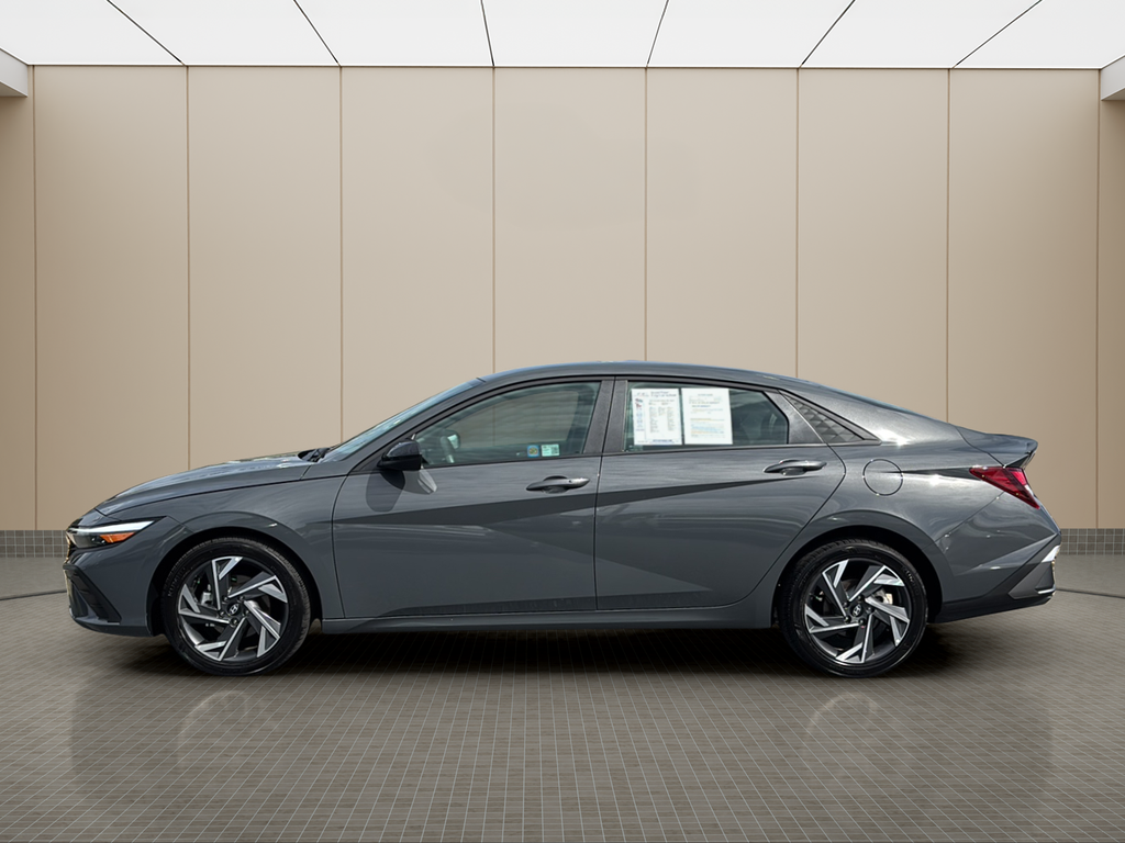 Certified Used 2025 Ecotronic Gray Hyundai SEL Sport image 2