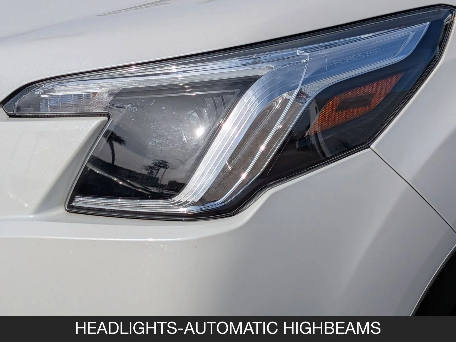 Used 2023 Crystal White Pearl Subaru Premium image 10