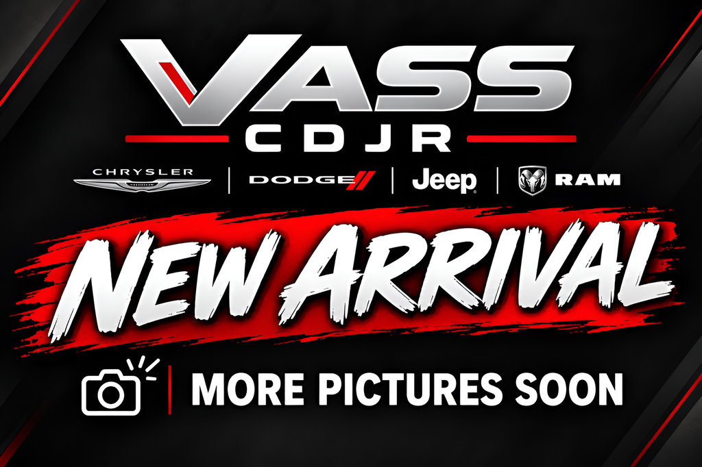 Used 2013 White Nissan SL image 38