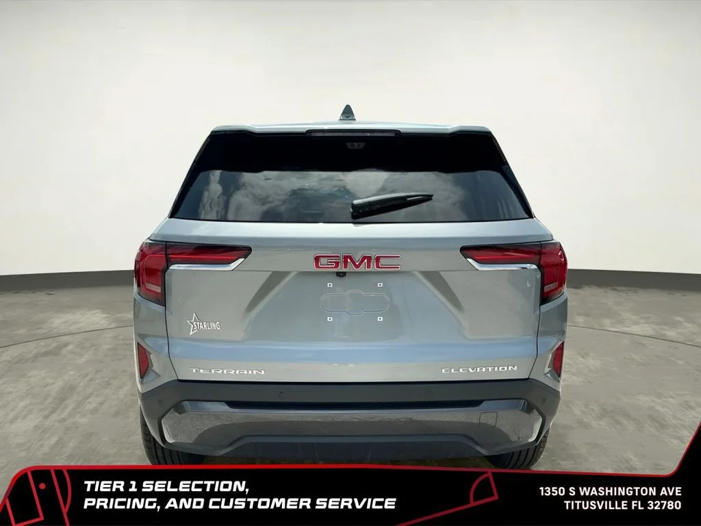 New 2026 Sterling Metallic GMC Elevation image 5