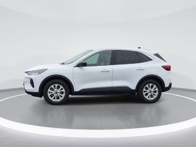 Used 2024 White Ford Active image 4