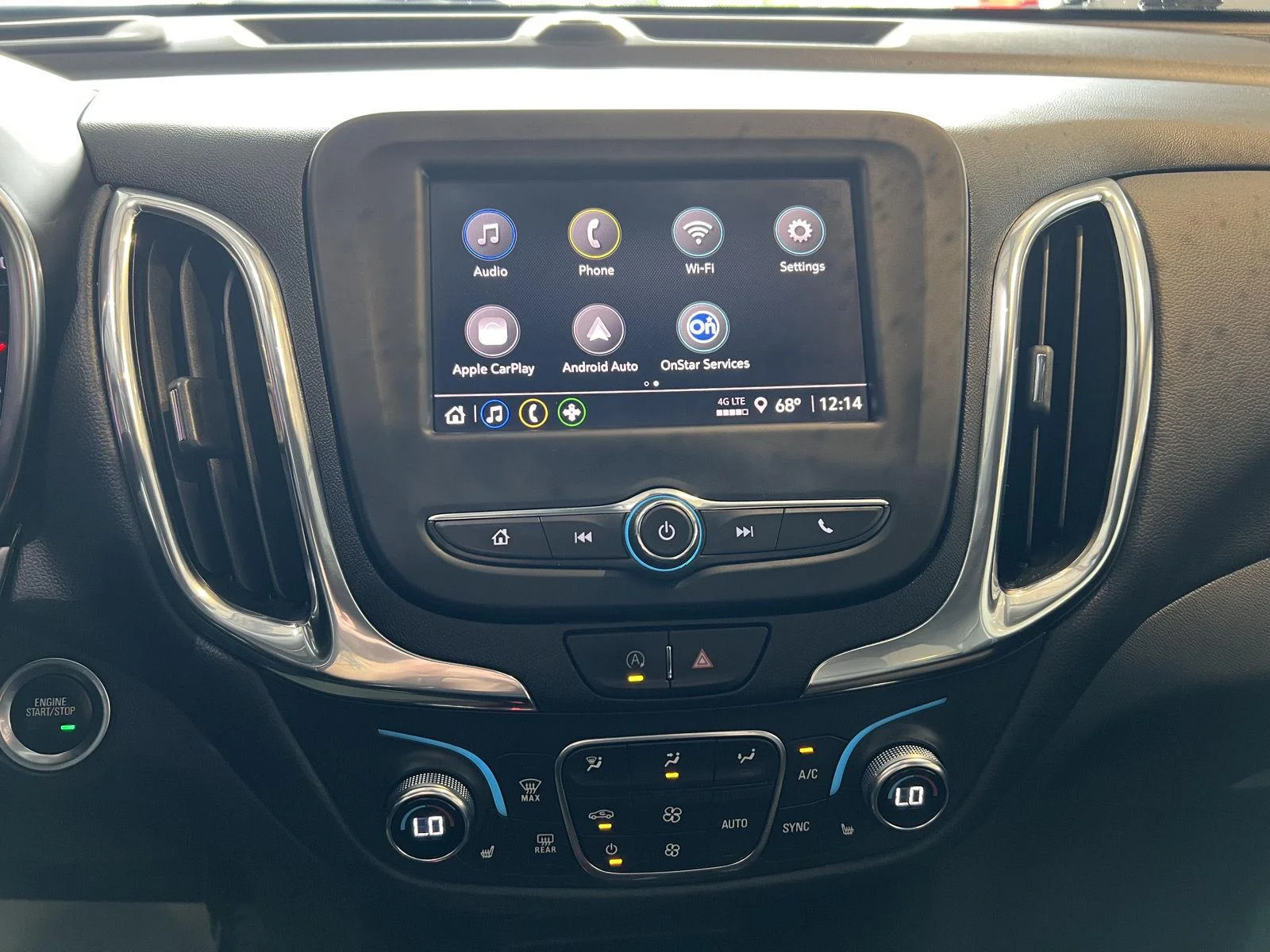 Used 2022 BLUE GLOW METALLIC Chevrolet LT image 17