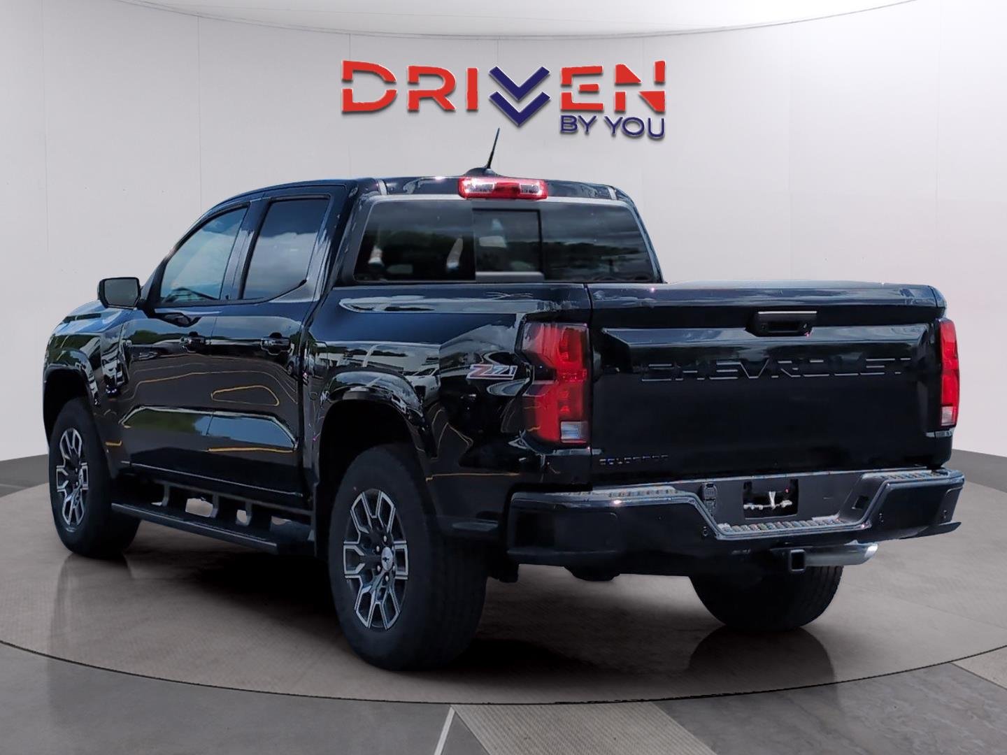 New 2026 Black Chevrolet Z71 image 3