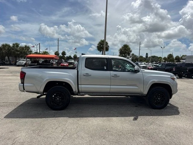 Used 2022 Silver Toyota SR5 image 2