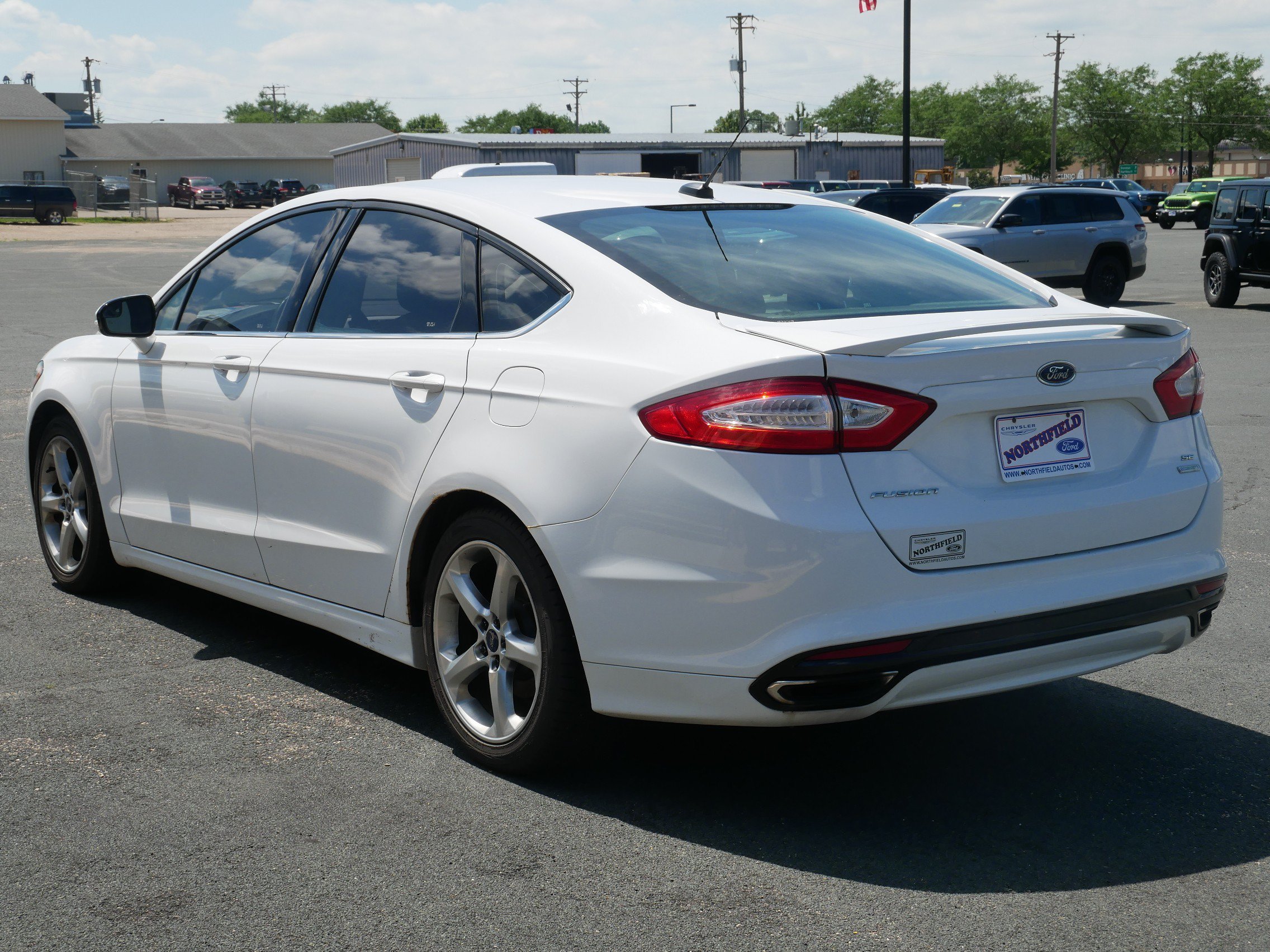 Used 2014 White Ford SE image 6