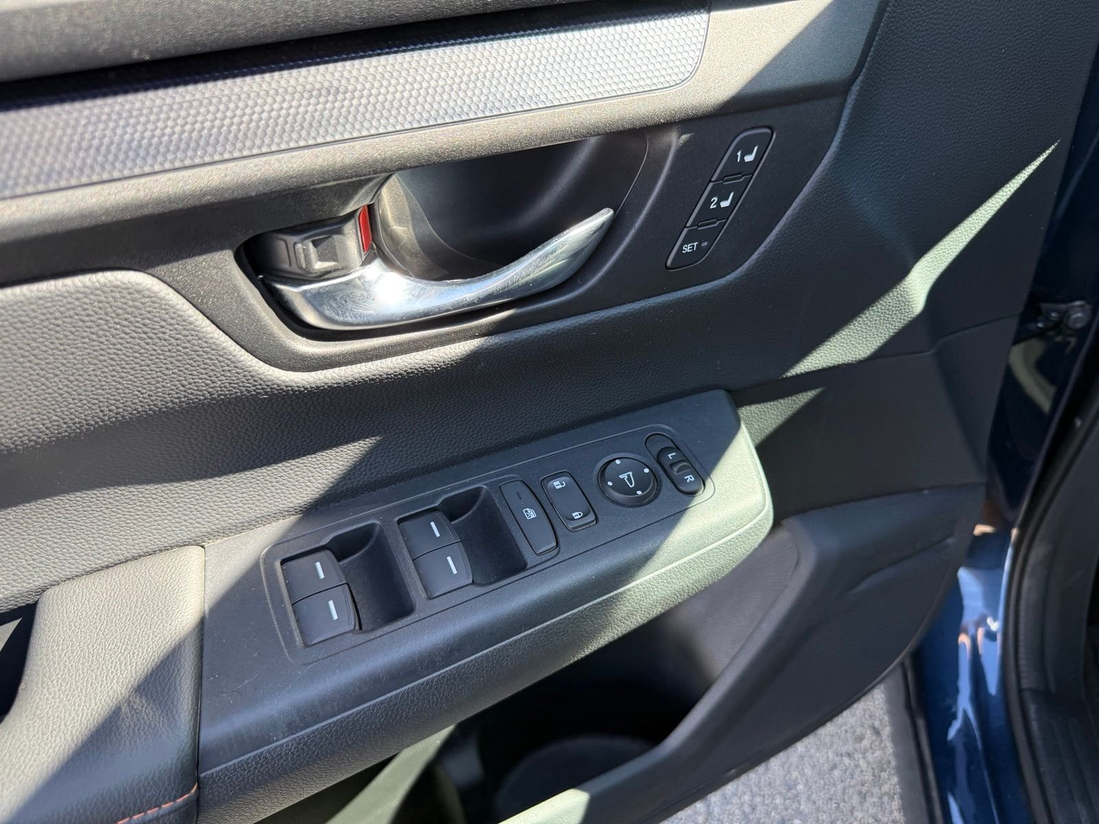 Certified Used 2025 Canyon River Blue Metallic Honda HYBRID 2WD SPORT-L image 11