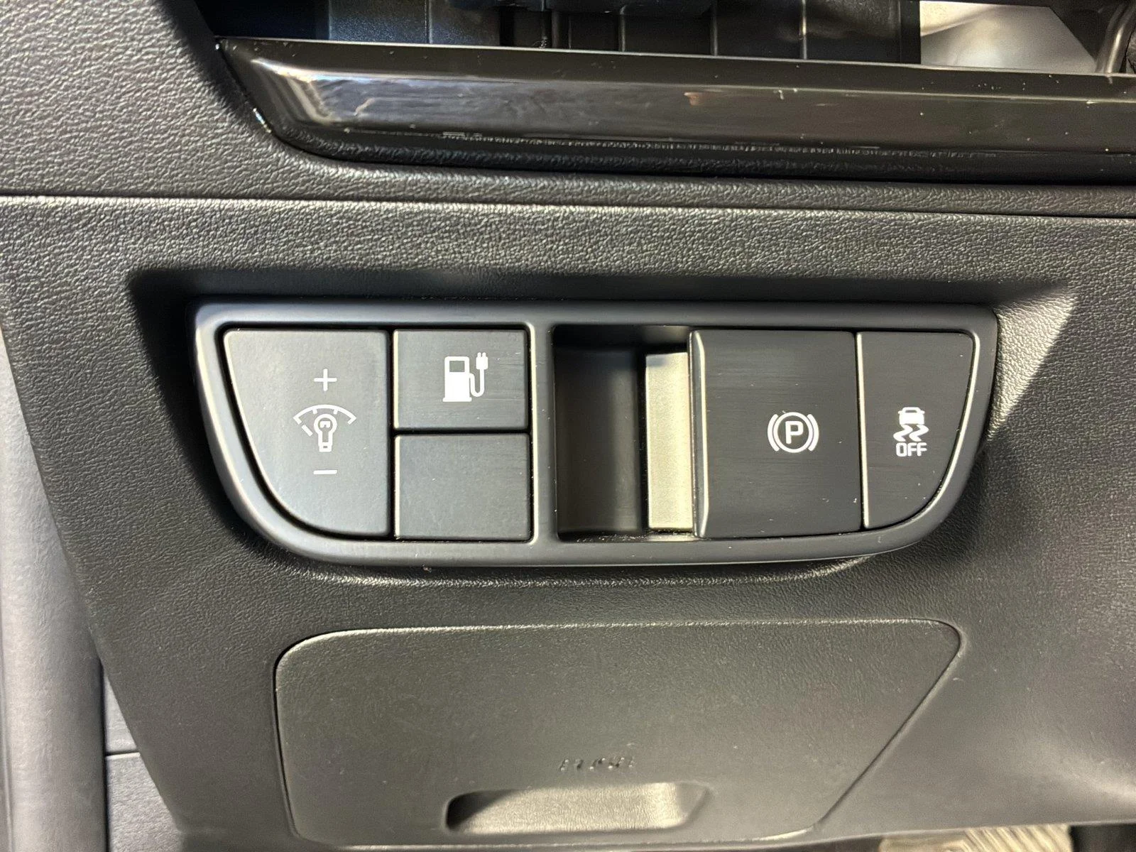 Used 2024 Interstellar Gray Kia Light Long Range image 25