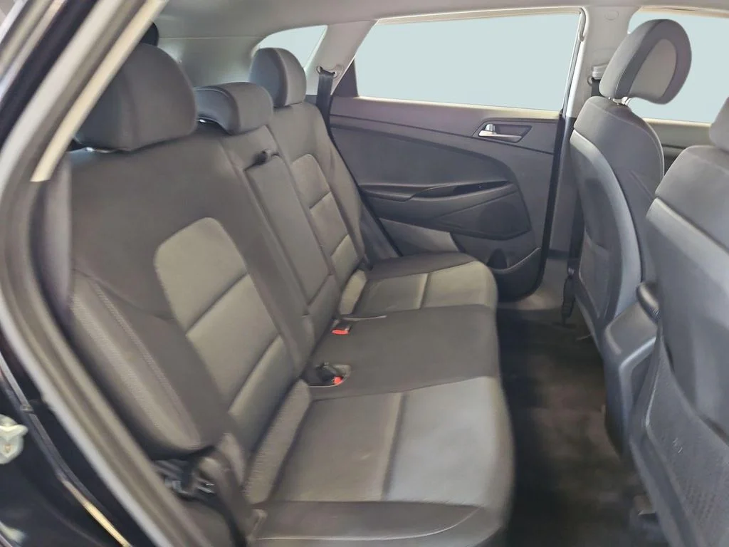 Used 2016 Ash Black Hyundai Sport image 27
