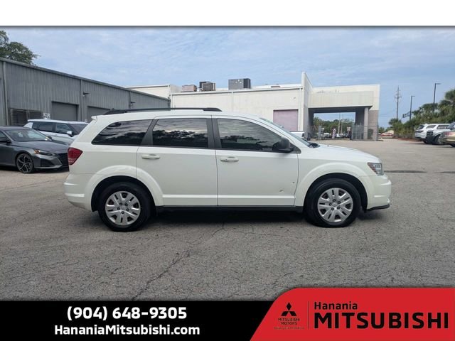 Used 2016 White Dodge SE image 2